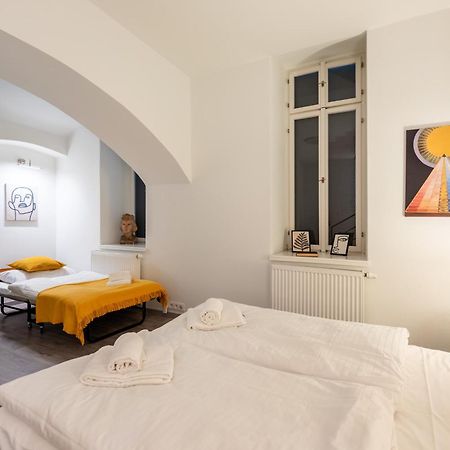 Eclectic And Design Duplex In Prague Διαμέρισμα Εξωτερικό φωτογραφία